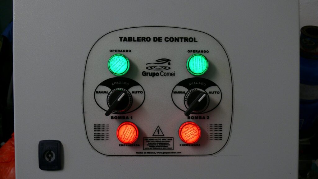 PANEL DE CONTROL DE BOMBEO